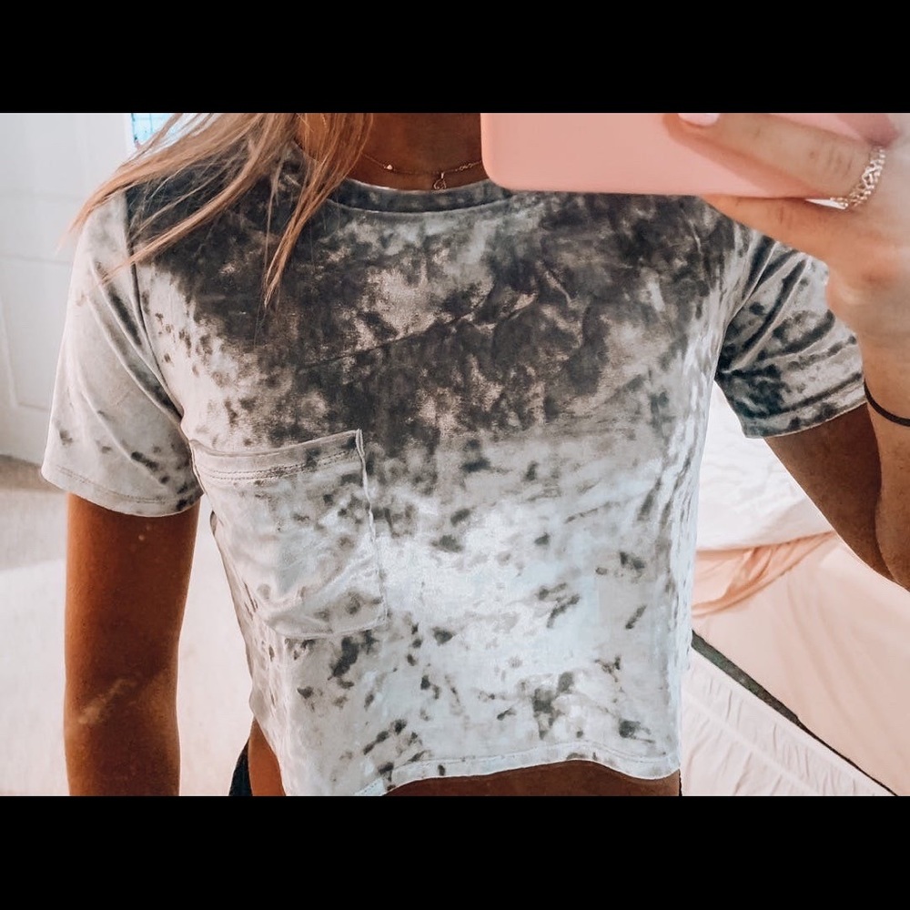 cropped velvet top!